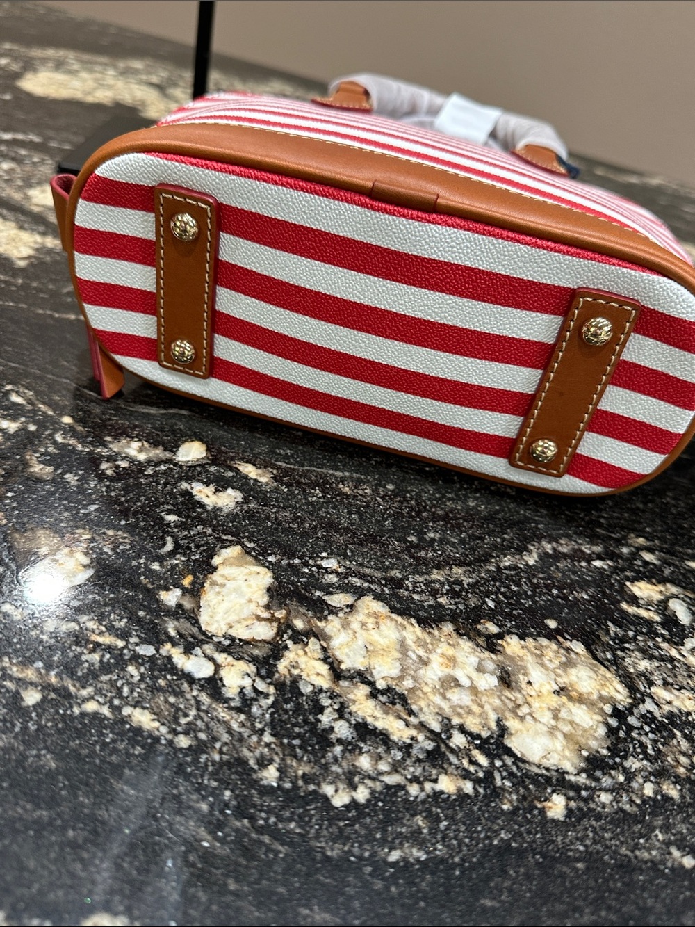 NWT♥️🤍Dooney & Bourke Bitsy - Picture 8 of 11
